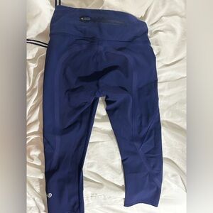 Used Lululemon Navy Cropped Leggings